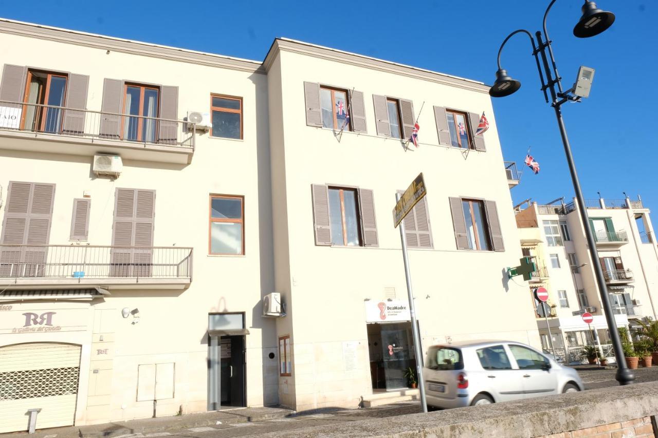 B&B Piazza A Mare Pozzuoli Exterior photo